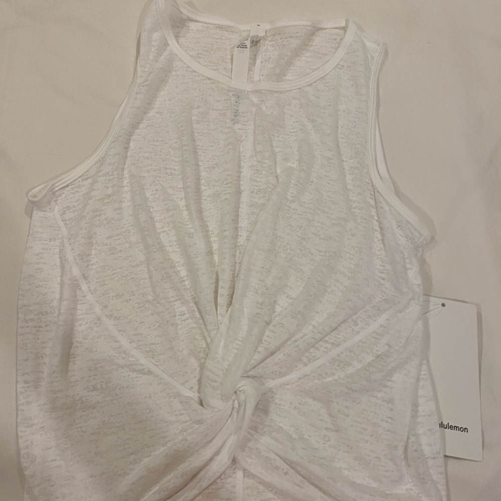 Lululemon “Breeze Through Twist Tank” (White 6)